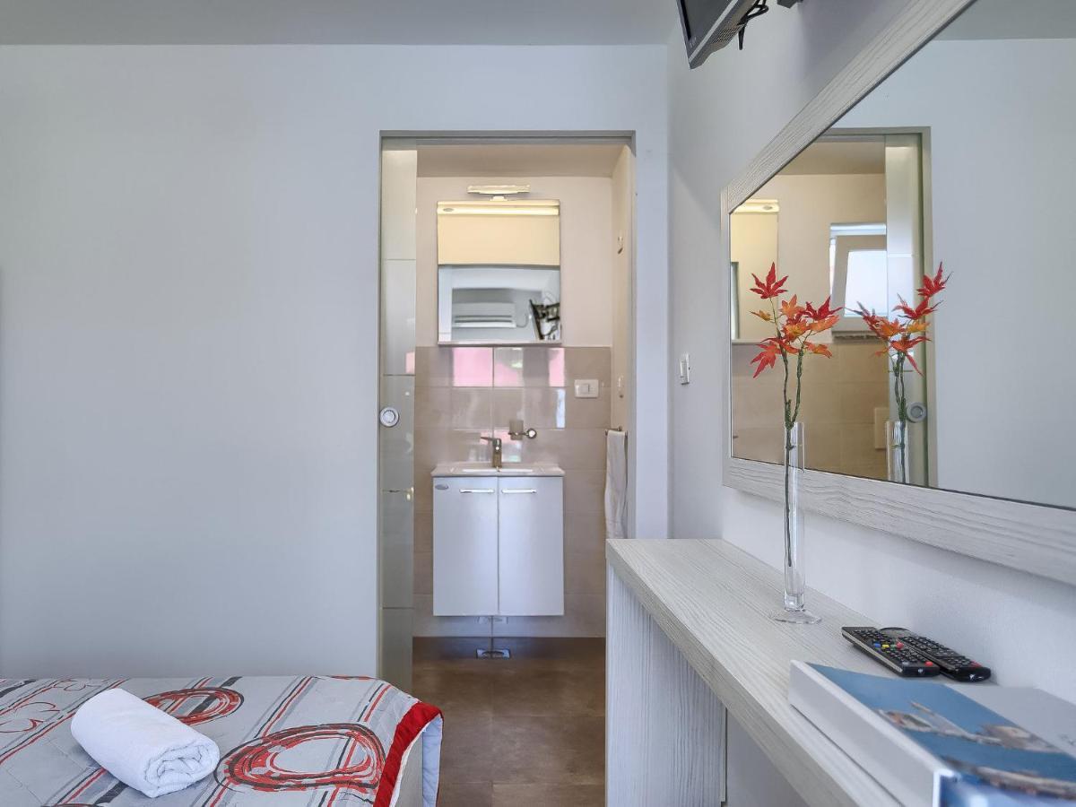 Apartment Nika-10 By Interhome Umag Ngoại thất bức ảnh
